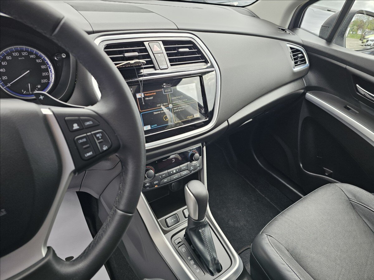 Suzuki SX4 S-Cross Hatchback 1,4 l 103 kw