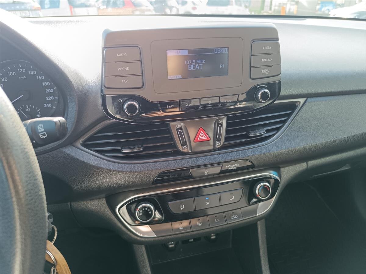 Hyundai i30 Kombi 1,4 l 73 kw