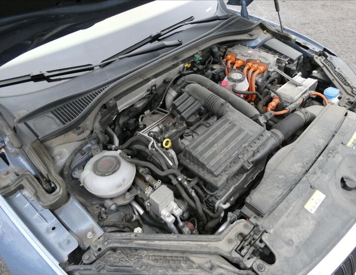 Škoda Superb Kombi 1,4 l 160 kw