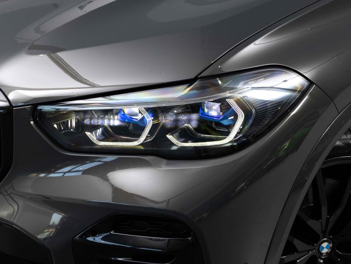 BMW X5 SUV / Terénní 4,4 l 390 kw