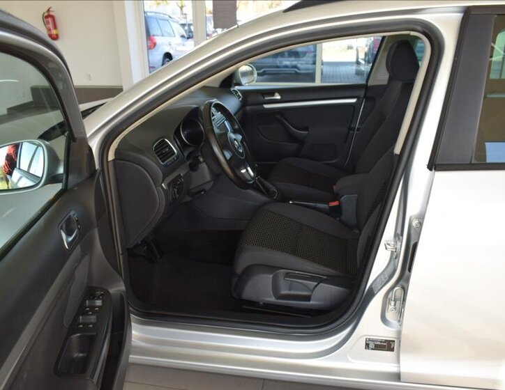 Volkswagen Golf Kombi 1,4 l 90 kw