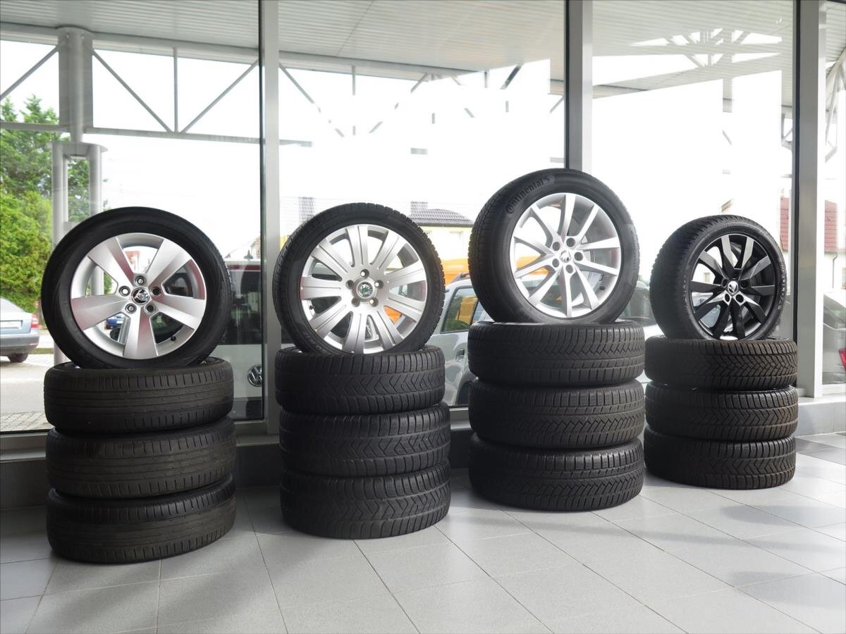 Audi RS Q8 SUV / Terénní 4,0 l 441 kw