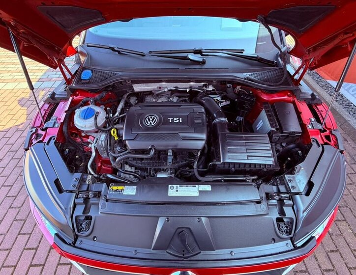 Volkswagen Arteon Liftback 2,0 l 206 kw