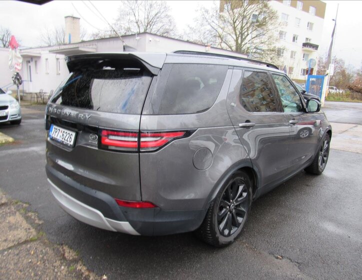 Land Rover Discovery 4