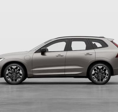 Volvo XC60 4
