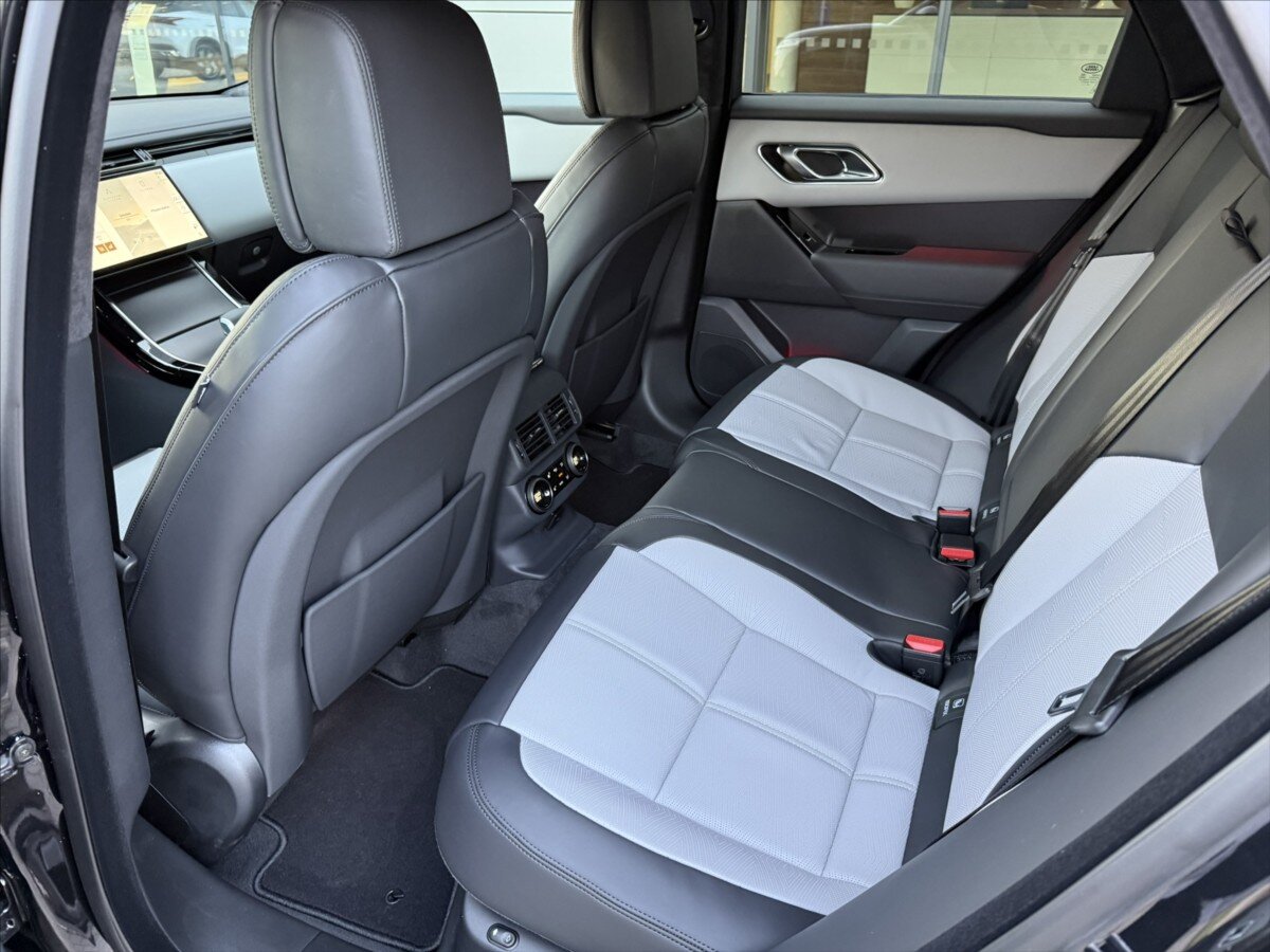 Land Rover Range Rover Velar SUV / Terénní 3,0 l 221 kw