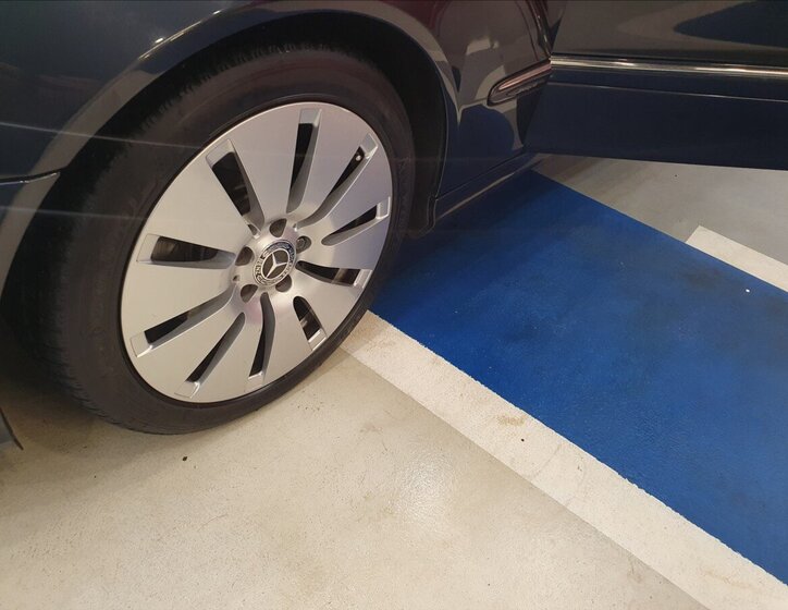 Mercedes-Benz CLK 20