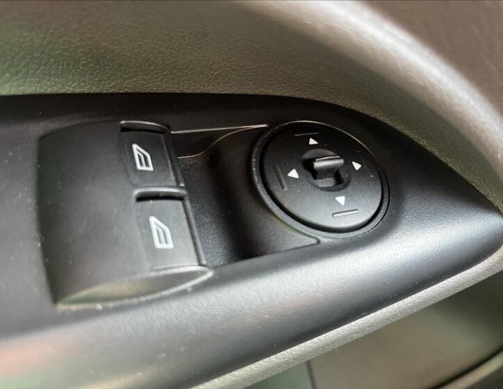 Ford Transit Connect Skříň 1,5 l 73 kw