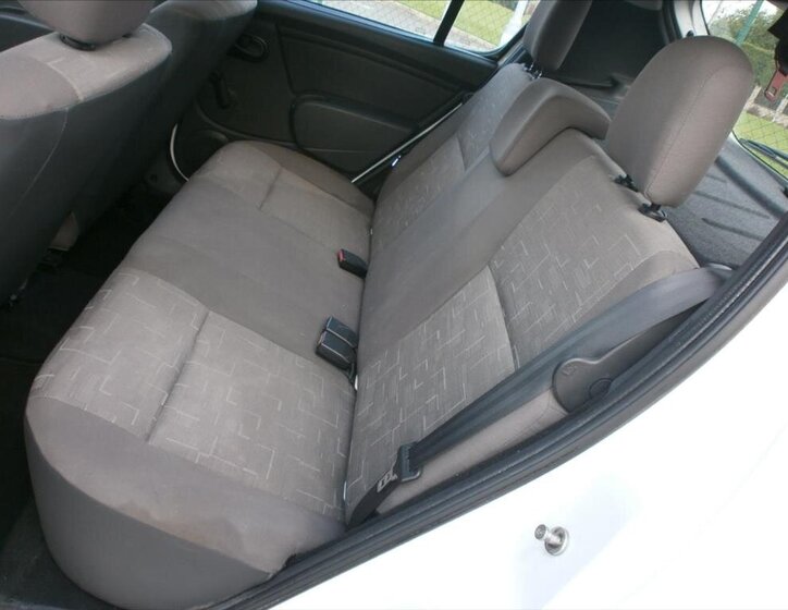 Dacia Sandero Hatchback 1,4 l 55 kw