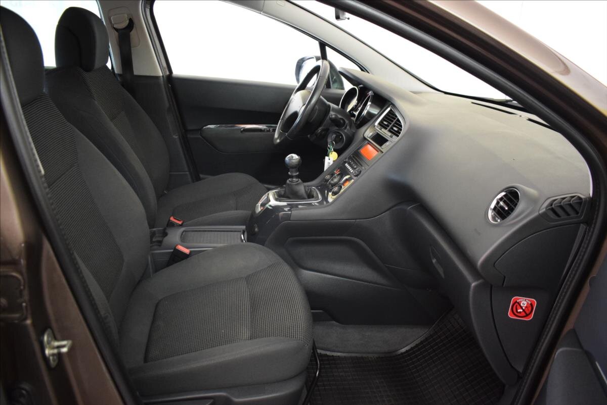 Peugeot 5008 MPV 1,6 l 88 kw