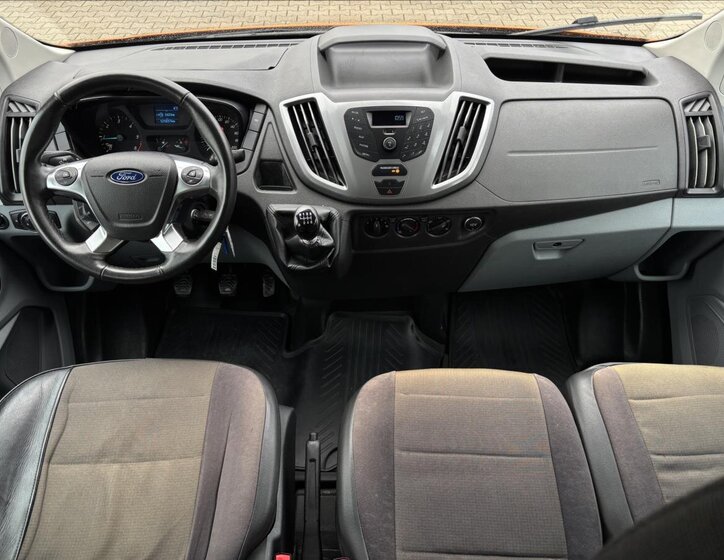Ford Transit 22