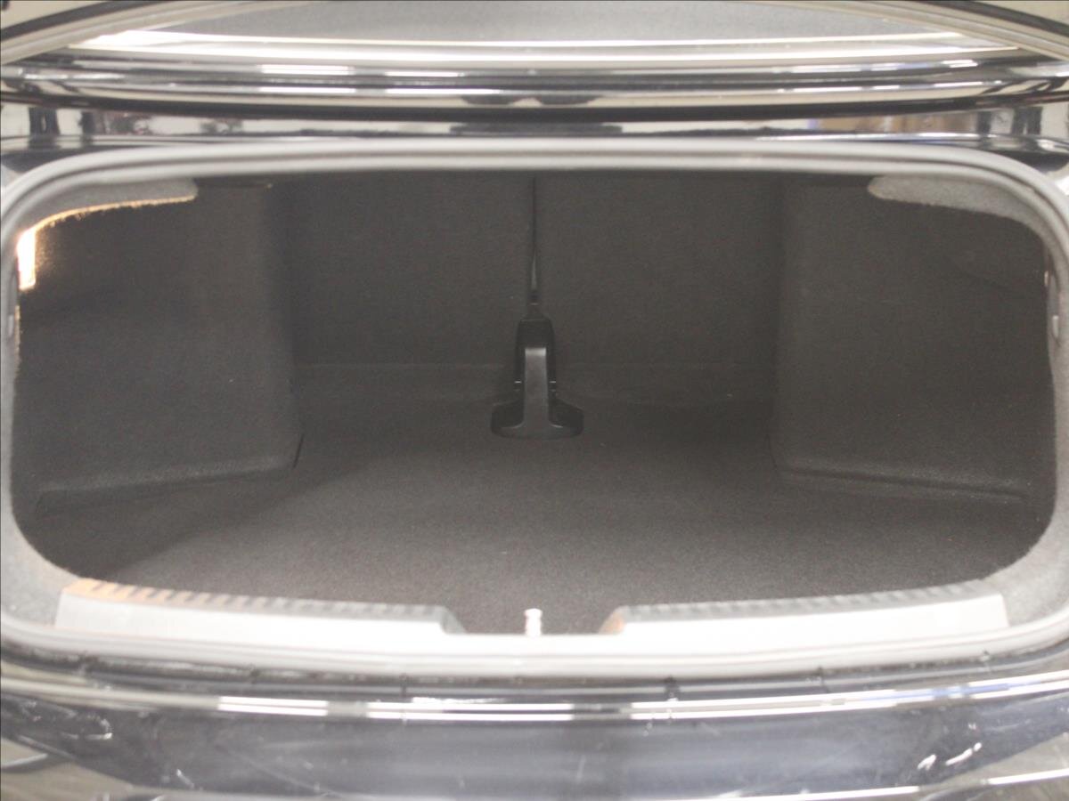 Volkswagen Beetle Kabriolet 1,2 l 77 kw