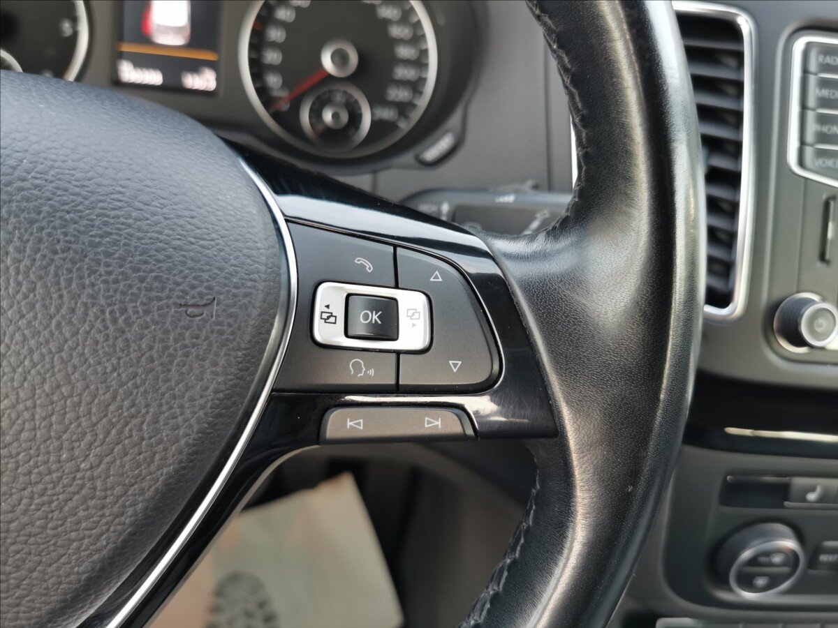 Volkswagen Sharan MPV 2,0 l 110 kw