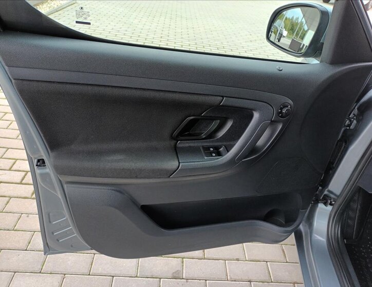 Škoda Roomster Kombi 1,2 l 63 kw