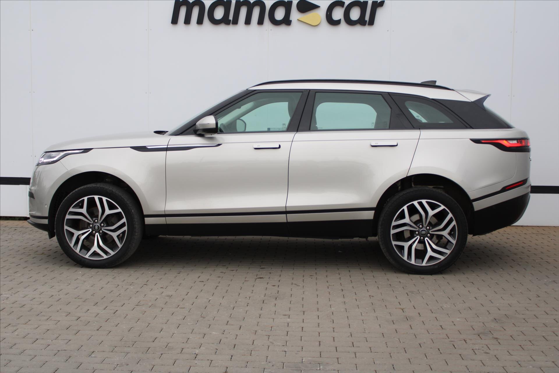 Land Rover Range Rover Velar SUV 3,0 l 221 kw