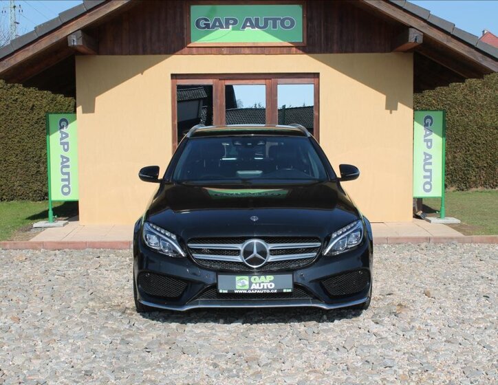Mercedes-Benz Třídy C Kombi 2,1 l 150 kw