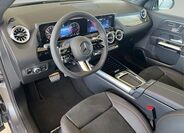 Mercedes-Benz GLA 12