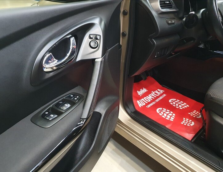 Renault Kadjar SUV / Terénní 1,2 l 96 kw