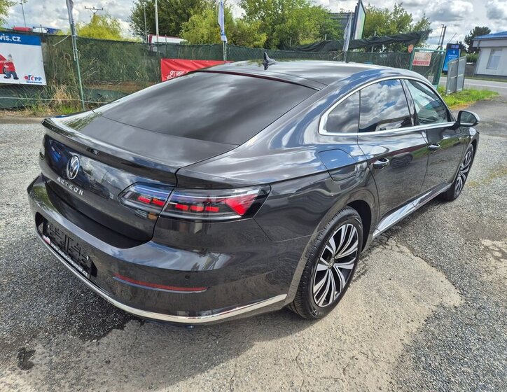 Volkswagen Arteon Sedan 2,0 l 110 kw