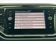 Volkswagen T-Roc SUV / Terénní 2,0 l 221 kw