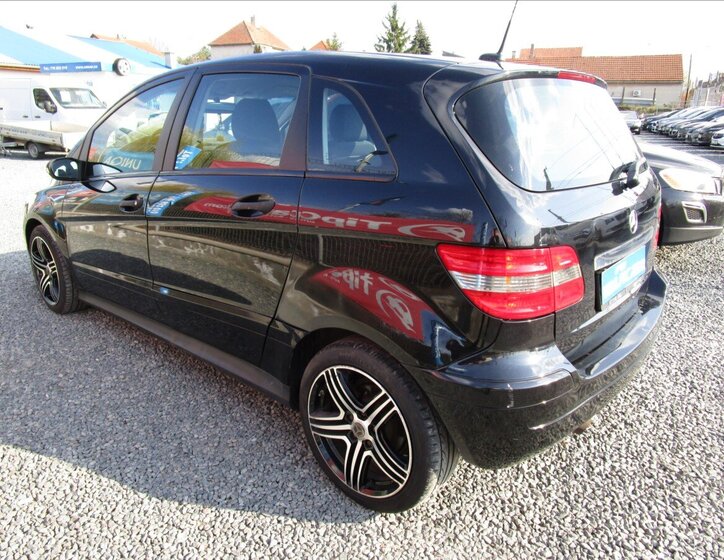 Mercedes-Benz Třídy B Kombi 2,0 l 80 kw