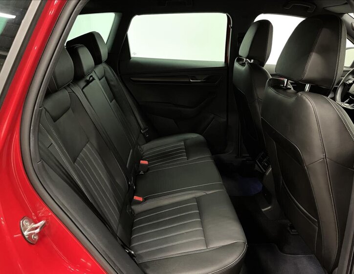 Škoda Karoq SUV / Terénní 2,0 l 140 kw