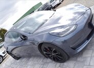 Tesla Model 3 Sedan / Limuzína 0,0 377 kw