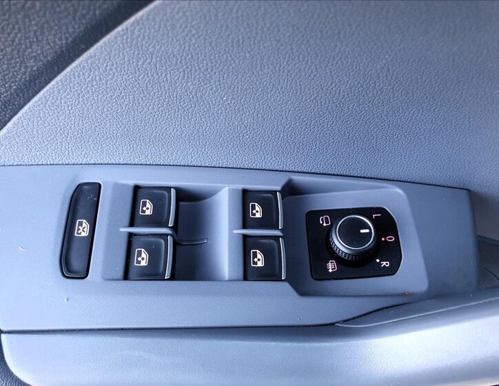 Volkswagen T-Cross SUV / Terénní 999,0 70 kw