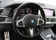 BMW X7 SUV 4,4 l 390 kw