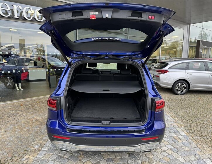 Mercedes-Benz GLB SUV 1,3 l 120 kw