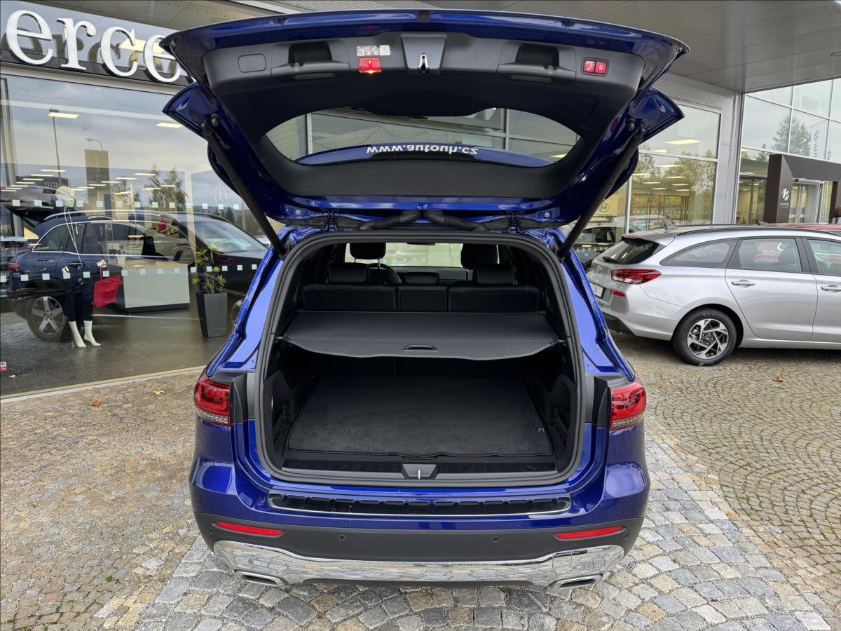 Mercedes-Benz GLB SUV 1,3 l 120 kw