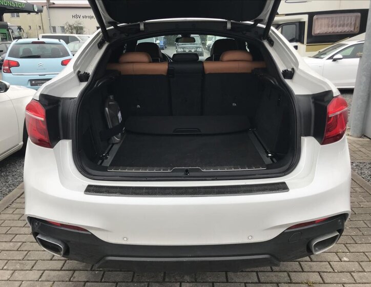 BMW X6 Sedan / Limuzína 3,0 l 190 kw