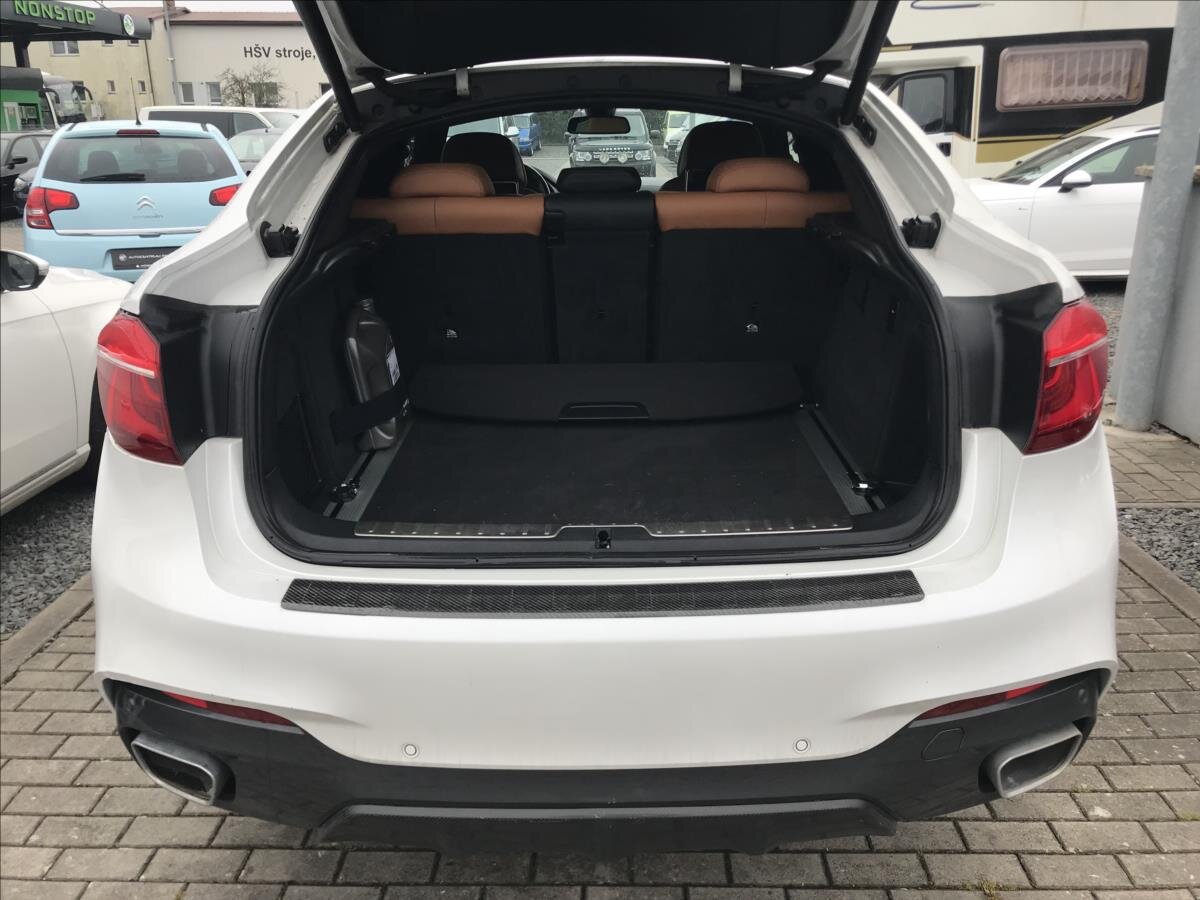 BMW X6 Sedan / Limuzína 3,0 l 190 kw
