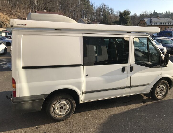 Ford Transit Skříň 2,2 l 63 kw
