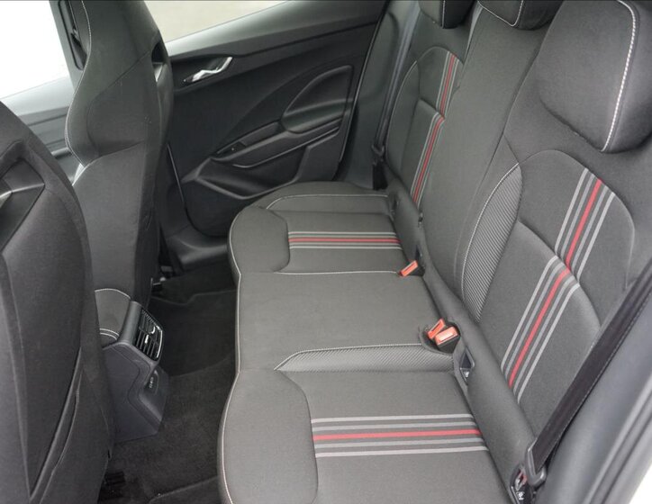 Škoda Fabia Hatchback 999,0 85 kw