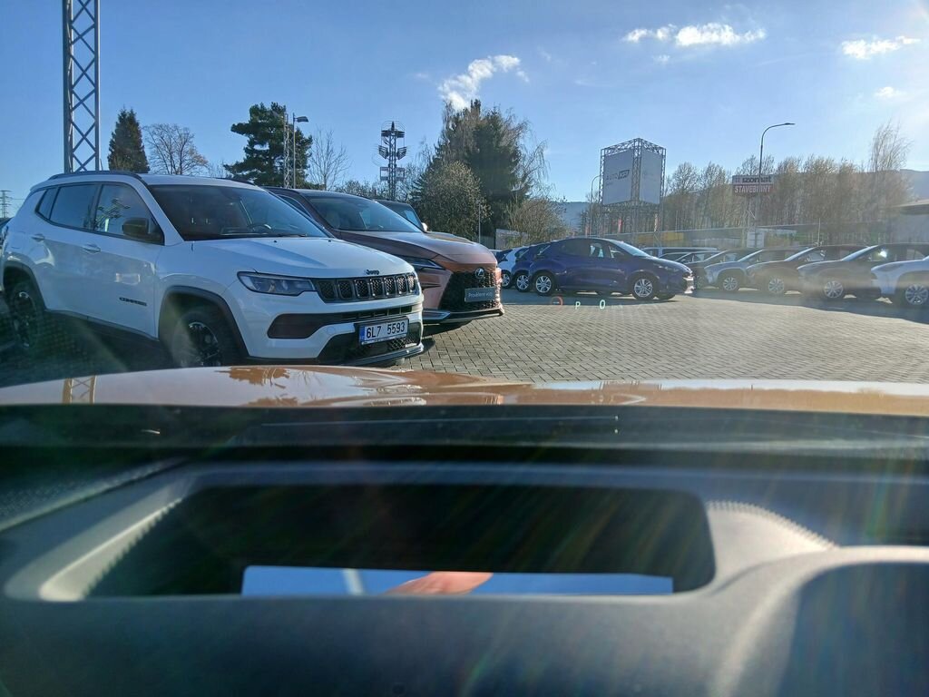 Toyota C-HR SUV / Terénní 2,0 l 112 kw