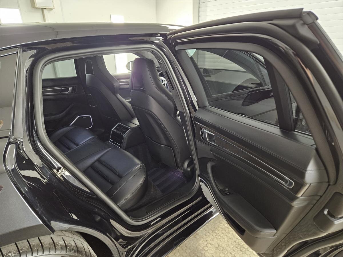 Porsche Panamera Kombi 4,0 l 404 kw