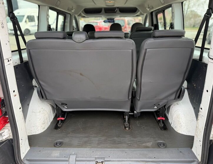 Peugeot Expert MPV 2,0 l 88 kw