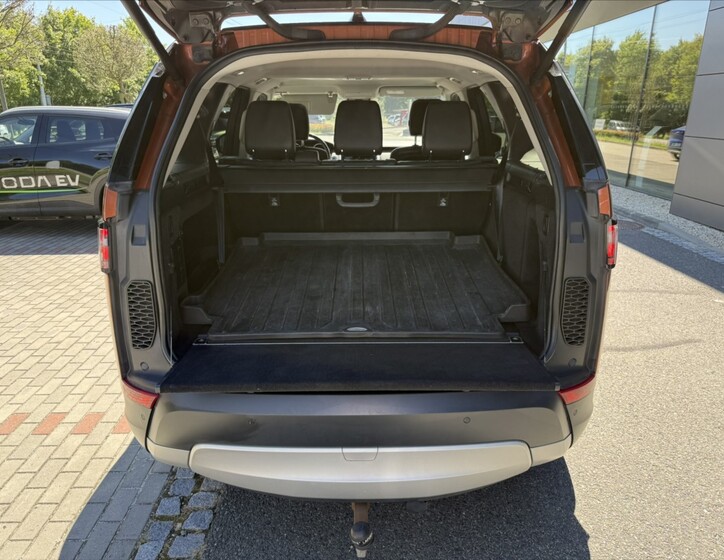 Land Rover Discovery 23