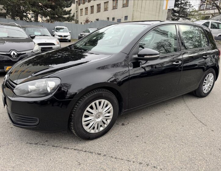 Volkswagen Golf Hatchback 1,6 l 77 kw