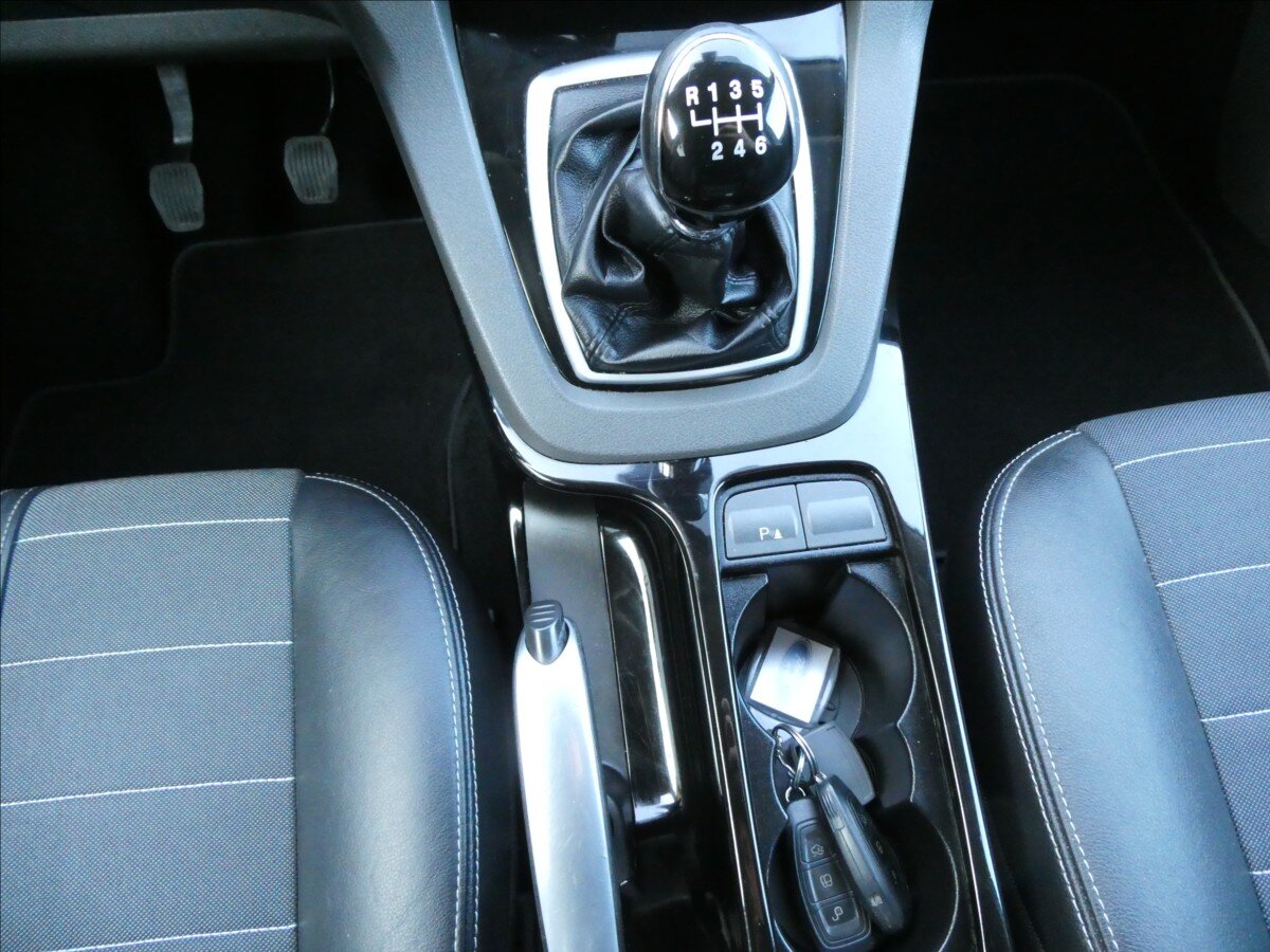 Ford Kuga SUV / Terénní 2,0 l 103 kw