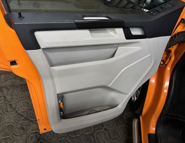 Volkswagen Transporter Ostatní 2,0 l 75 kw