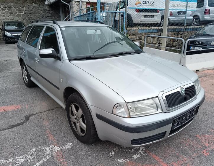 Škoda Octavia 16