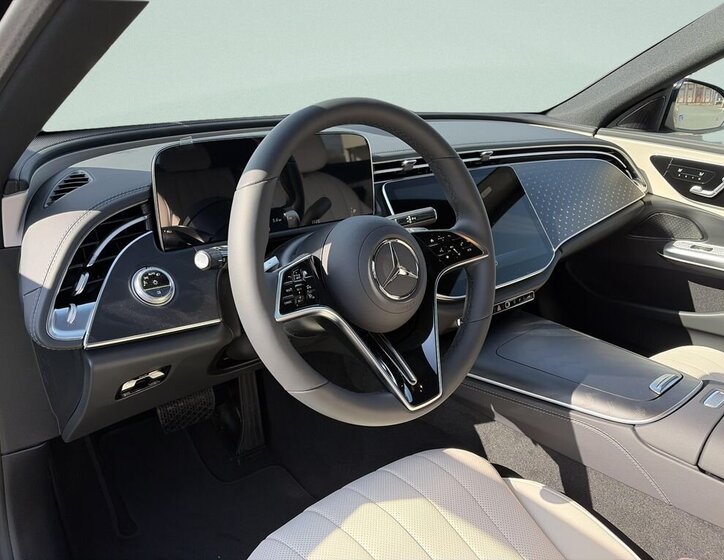 Mercedes-Benz Třídy E Sedan / Limuzína 2,0 l 145 kw