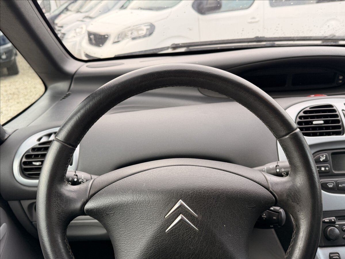 Citroën Xsara Picasso Kombi 1,6 l 80 kw