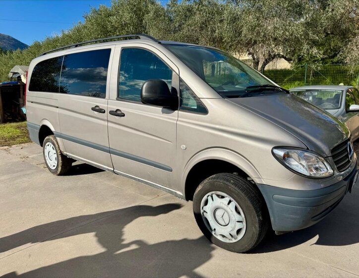 Mercedes-Benz Vito 4