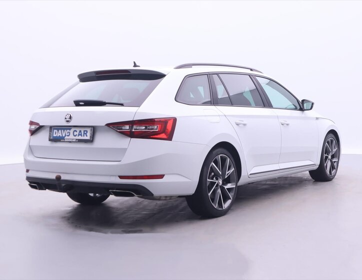 Škoda Superb Kombi 2,0 l 206 kw