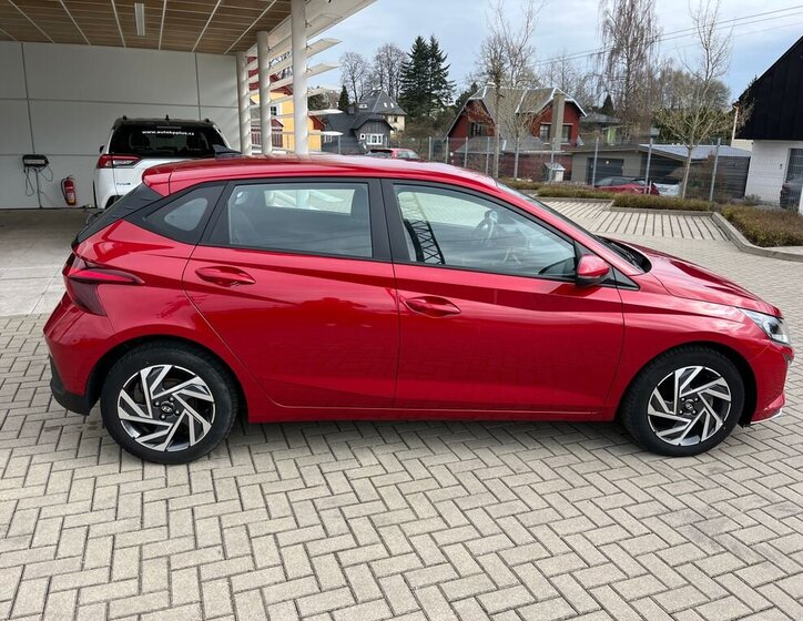 Hyundai i20 Hatchback 1,2 l 57 kw