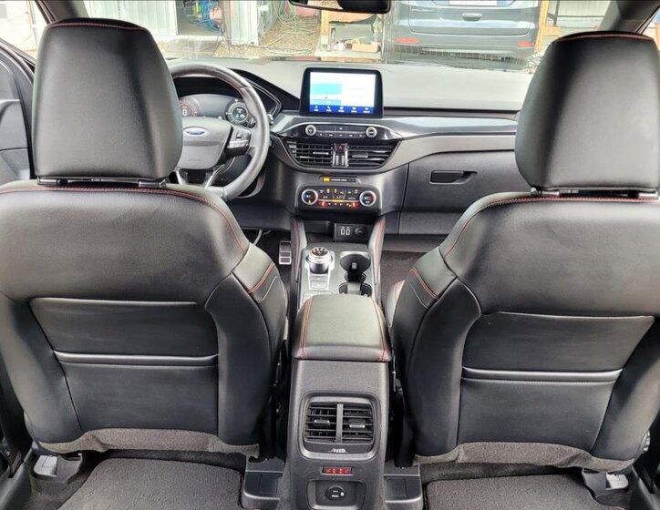 Ford Kuga 41