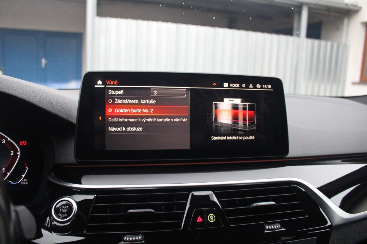 BMW Řada 5 Kombi 3,0 l 210 kw